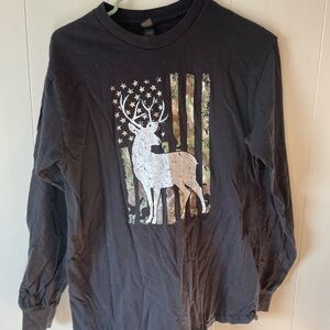 Gildan Black Long Sleeve with Deer and Stars Graphic